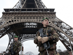 Franse revolutie in de maak of gaat terreuraanslag de redding bieden?