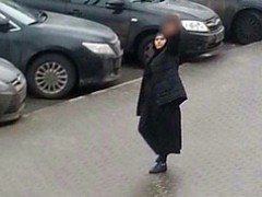 Vrouw met afgehakt kinderhoofd in Moskou verklaart terrorist te zijn